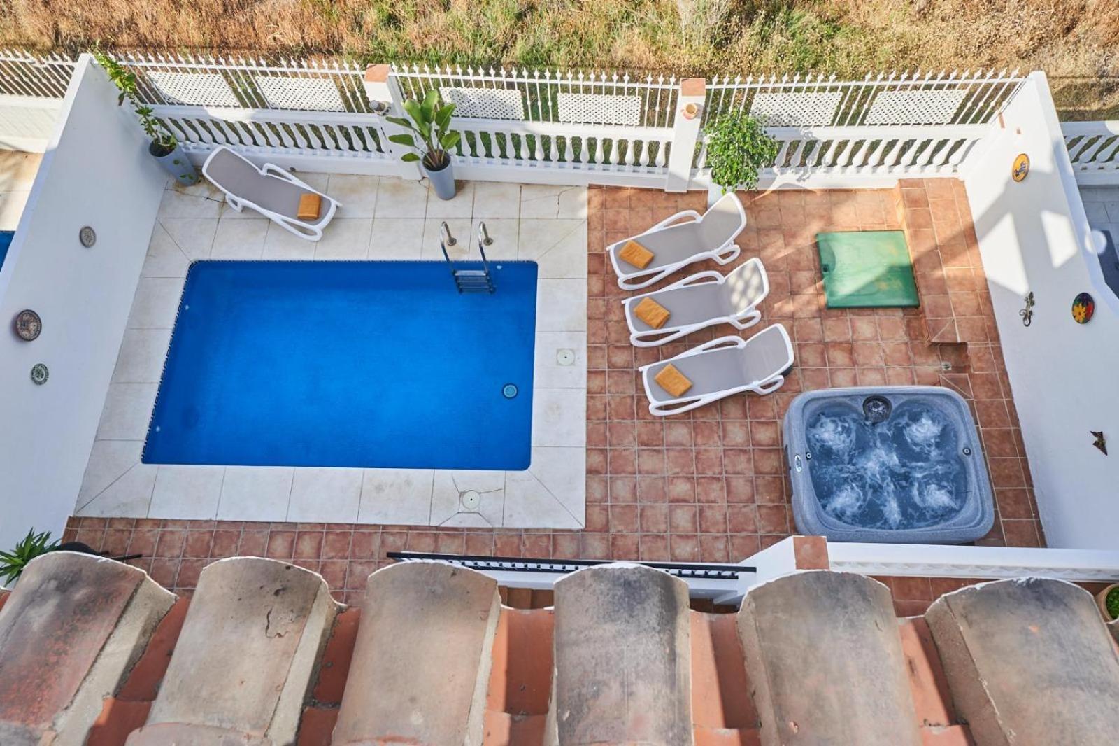 Villa Pura - Private Jacuzzi & Heated Pool Nerja Extérieur photo