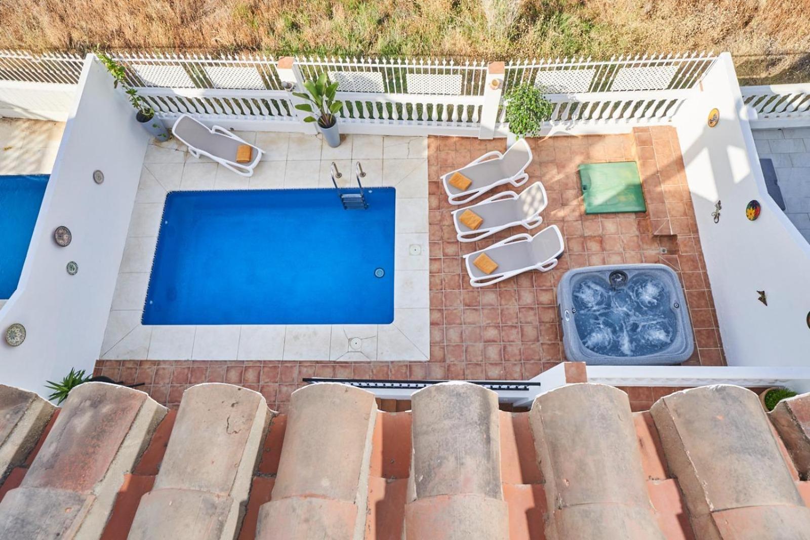 Villa Pura - Private Jacuzzi & Heated Pool Nerja Extérieur photo