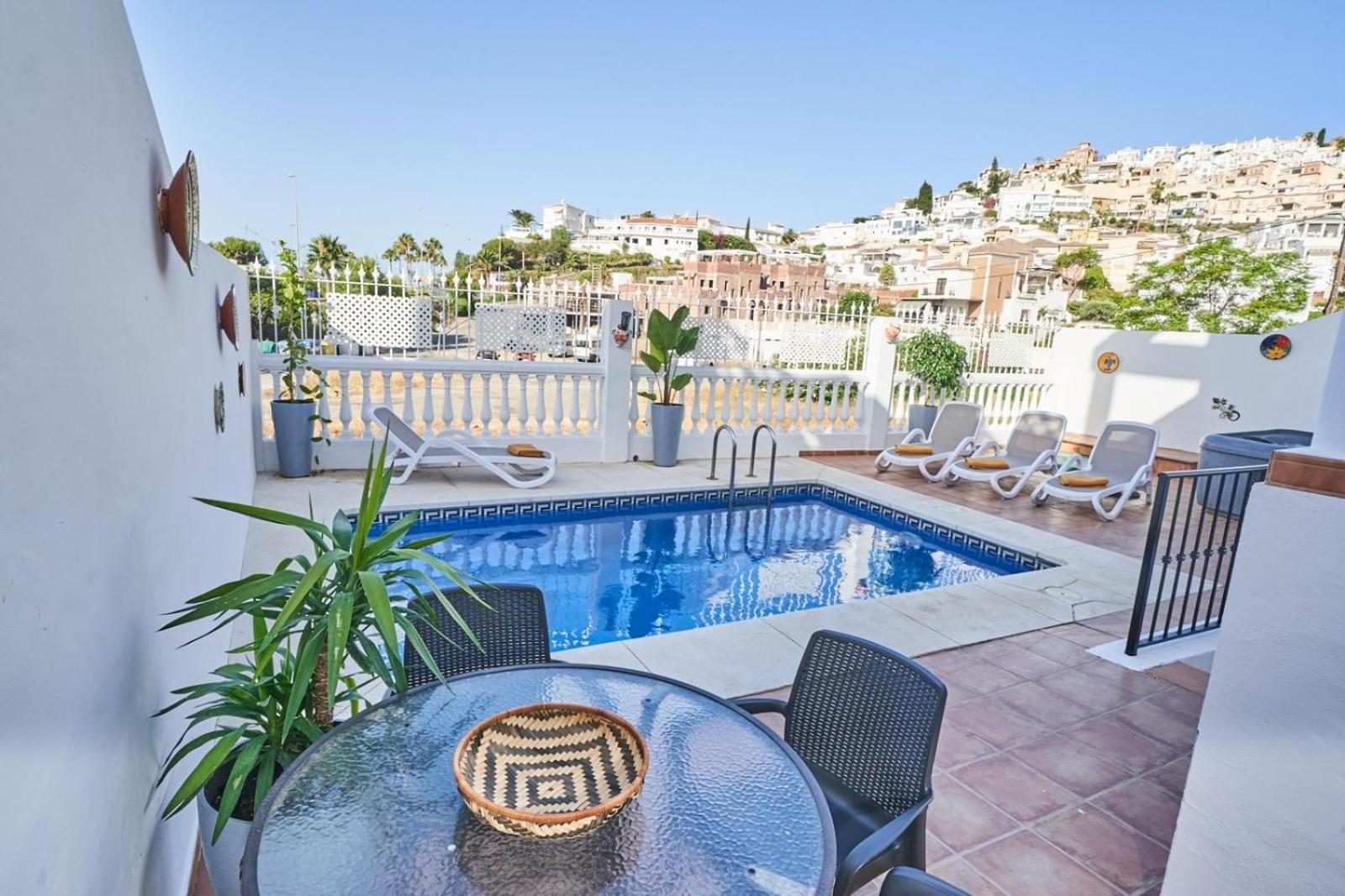 Villa Pura - Private Jacuzzi & Heated Pool Nerja Extérieur photo